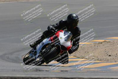 media/Apr-09-2023-SoCal Trackdays (Sun) [[333f347954]]/Turn 10 (115pm)/